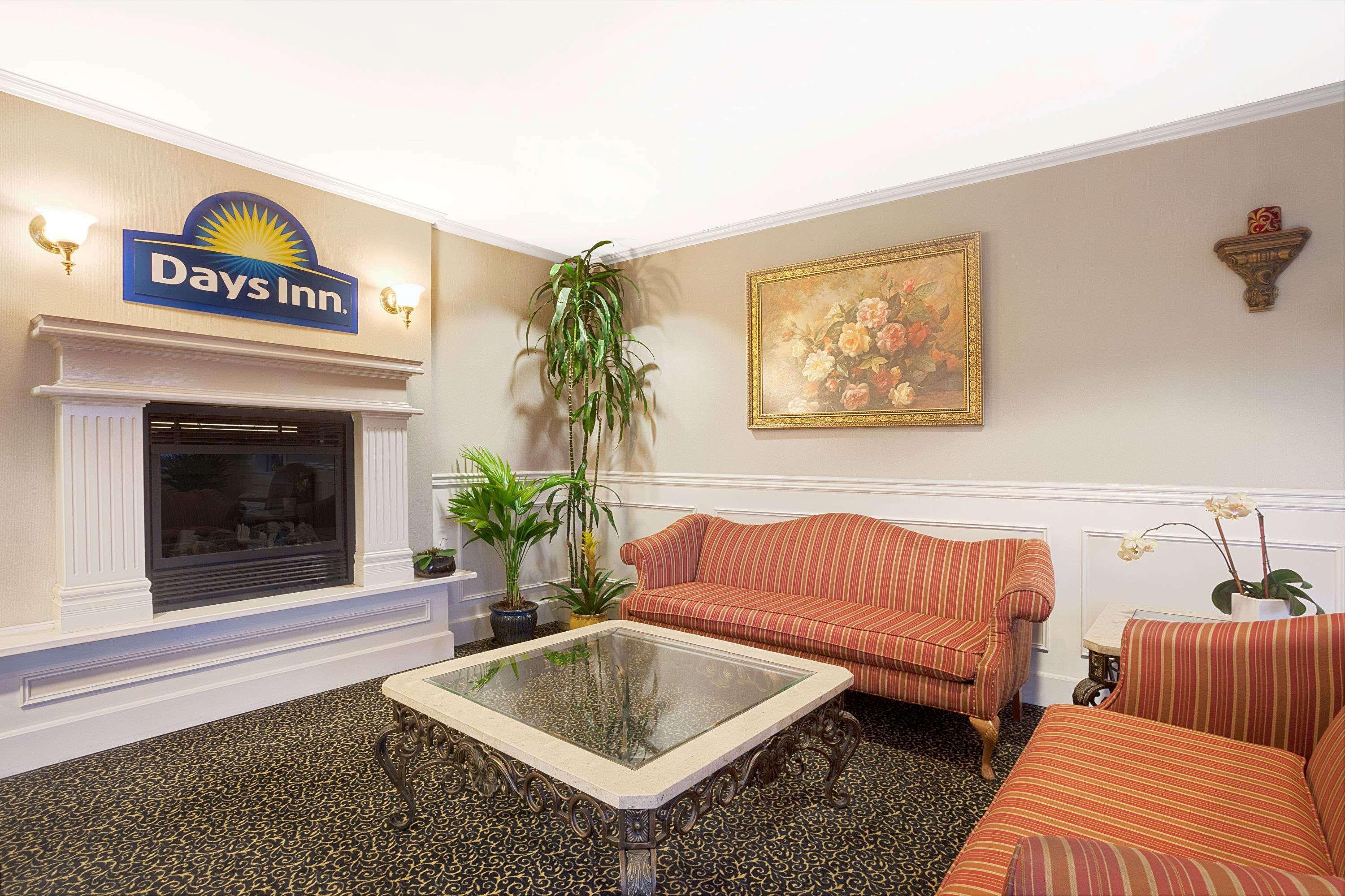 Days Inn By Wyndham Everett Ngoại thất bức ảnh